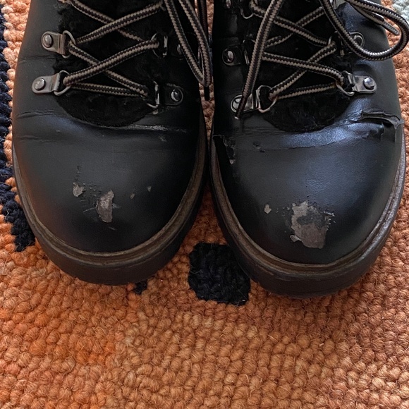 Esprit I Erica Boot I Black I ***BEAT UP*** - Picture 8 of 16